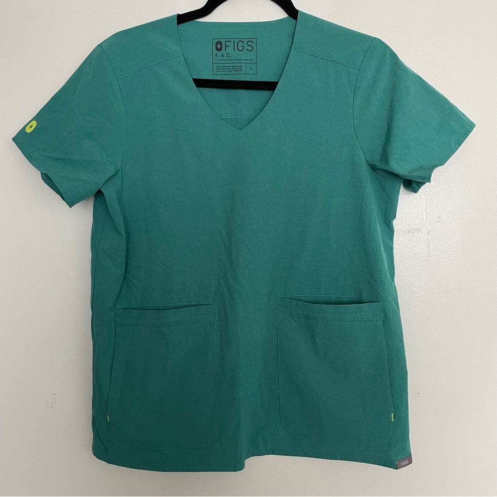 Women’s FIGS Lekei Utility Scrub Top Marine FIONe.a.c. 1549 Size Small